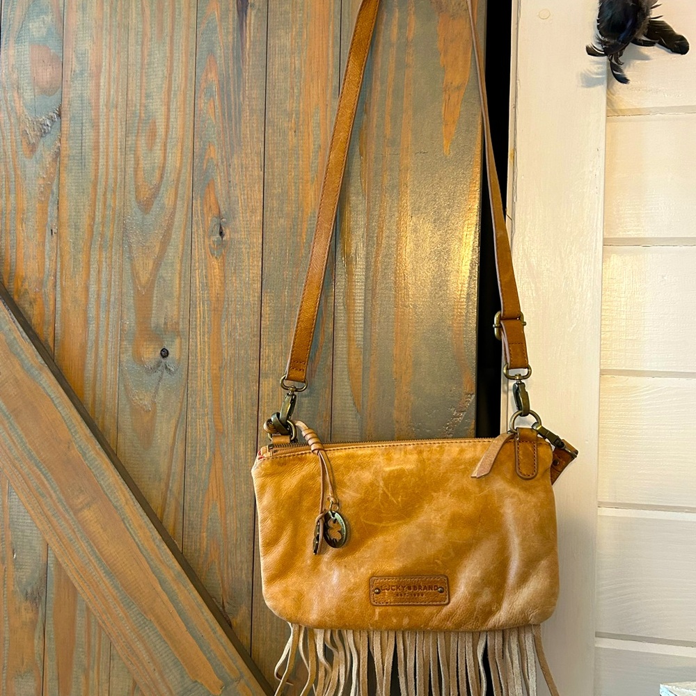 Lucky Brand purse like new